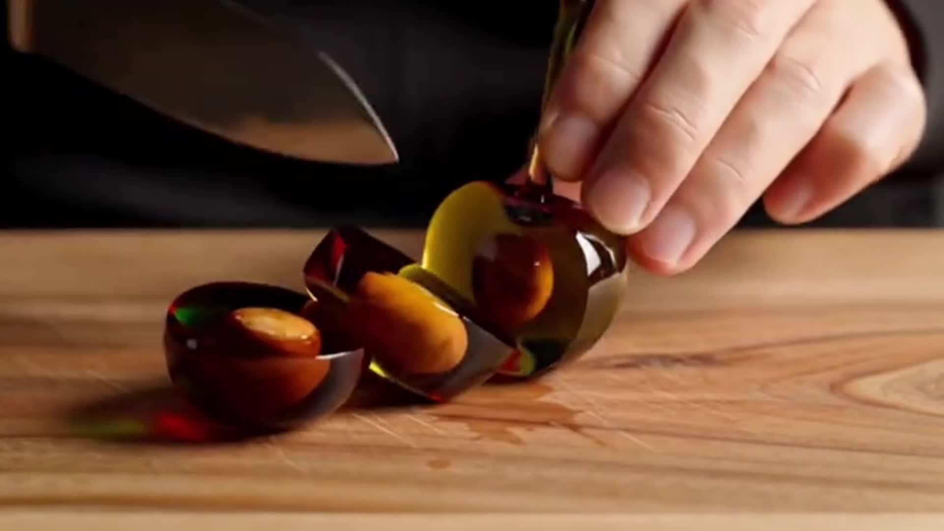 asmr_cutting_fruit_2.jpg asmr_cutting_fruit_2.jpg
