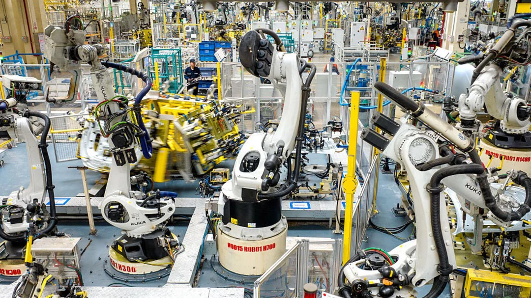 chinas-industrial-robot-growth-installation-outpaces-us-eu-v0-AIpd7S-6Ef2CkgoE3J.webp